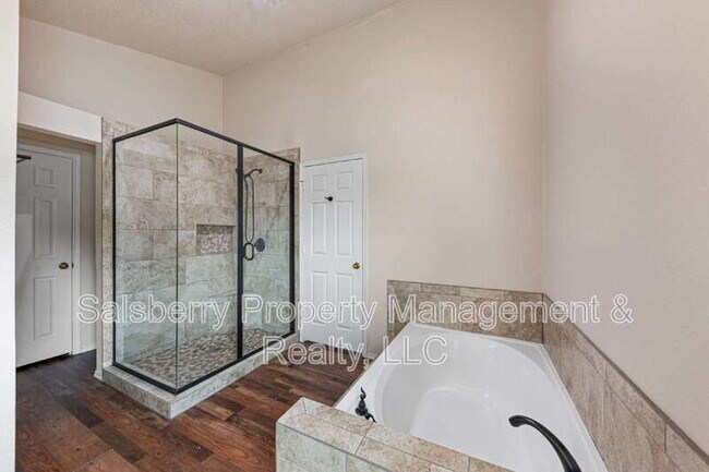 Building Photo - 3452 Whitney Way