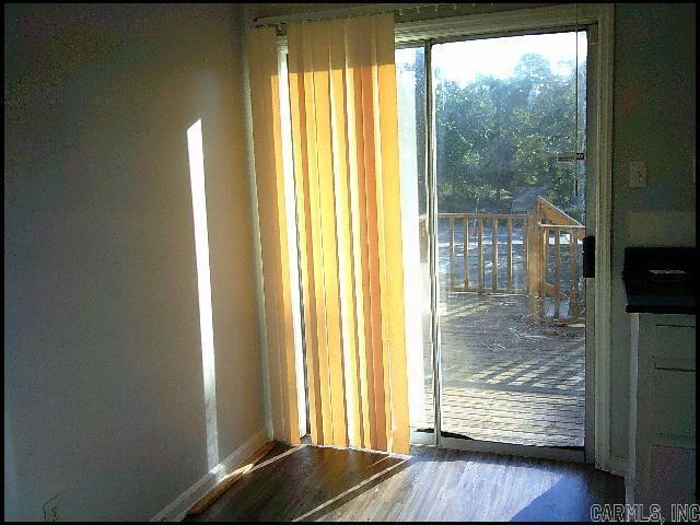 Building Photo - 1805 Sanford Dr