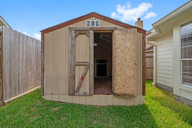 Building Photo - 3007 Rustic Gardens Dr
