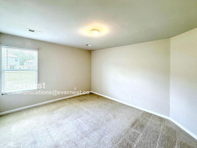 Building Photo - 192 Stonebriar Dr