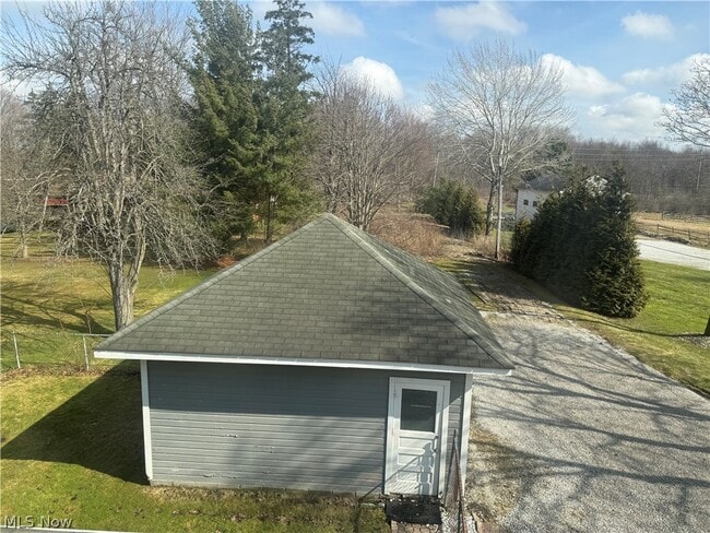 Building Photo - 364 N Chillicothe Rd