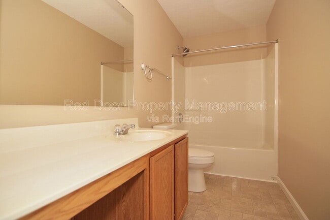 Building Photo - 12419 Deerview Dr