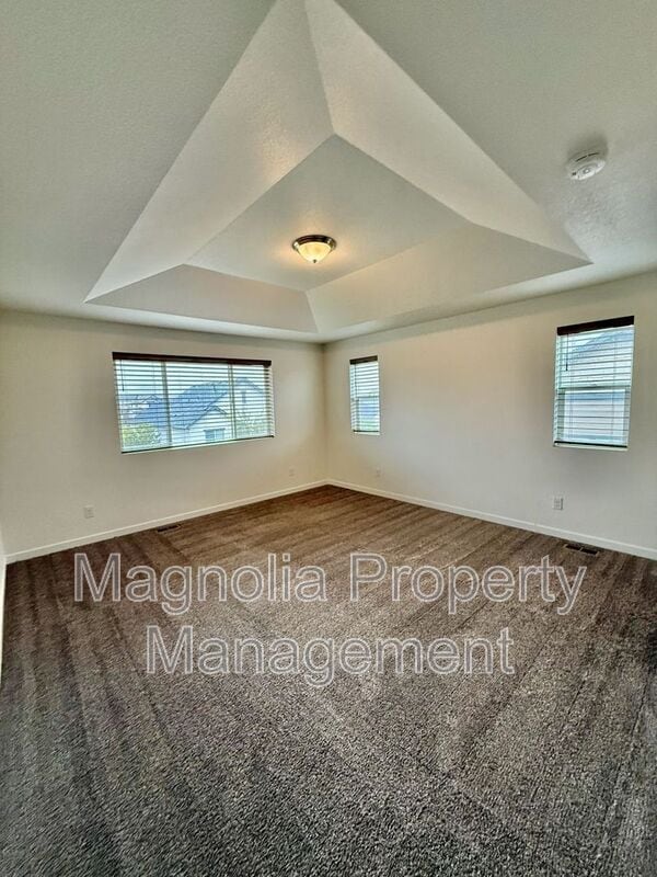 Building Photo - 3333 Bright Moon Dr