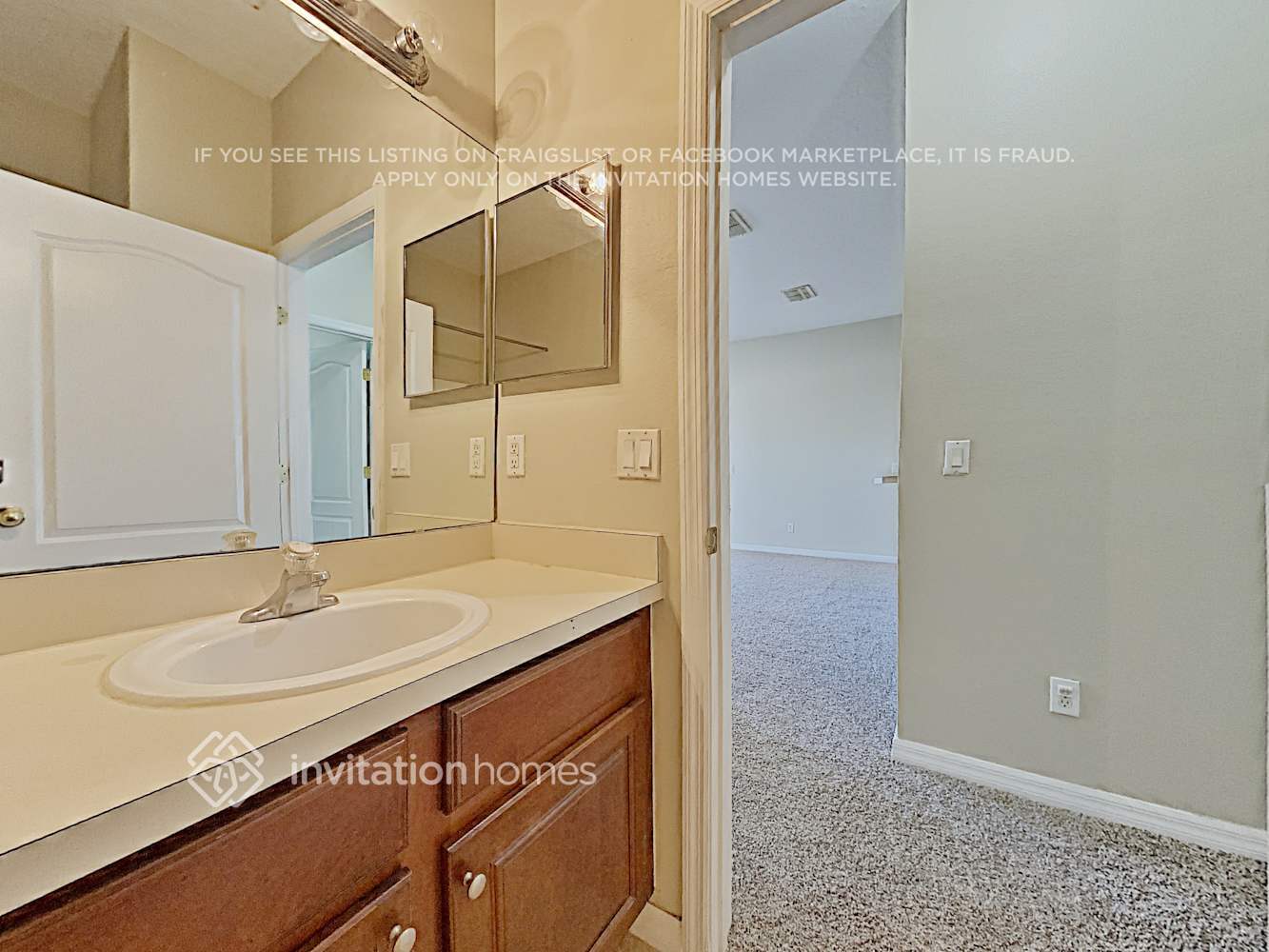 Building Photo - 7557 Rex Hill Trail