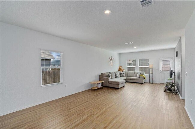 Building Photo - 14113 Lyndora Ln