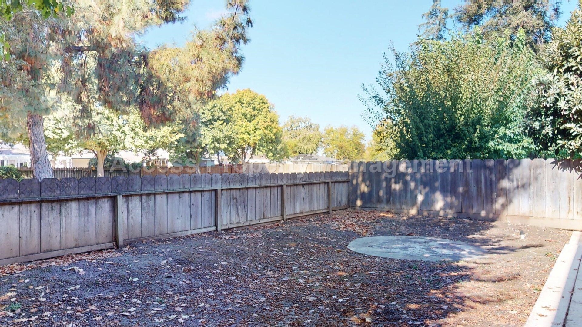 Building Photo - 3355 San Fernando Ct