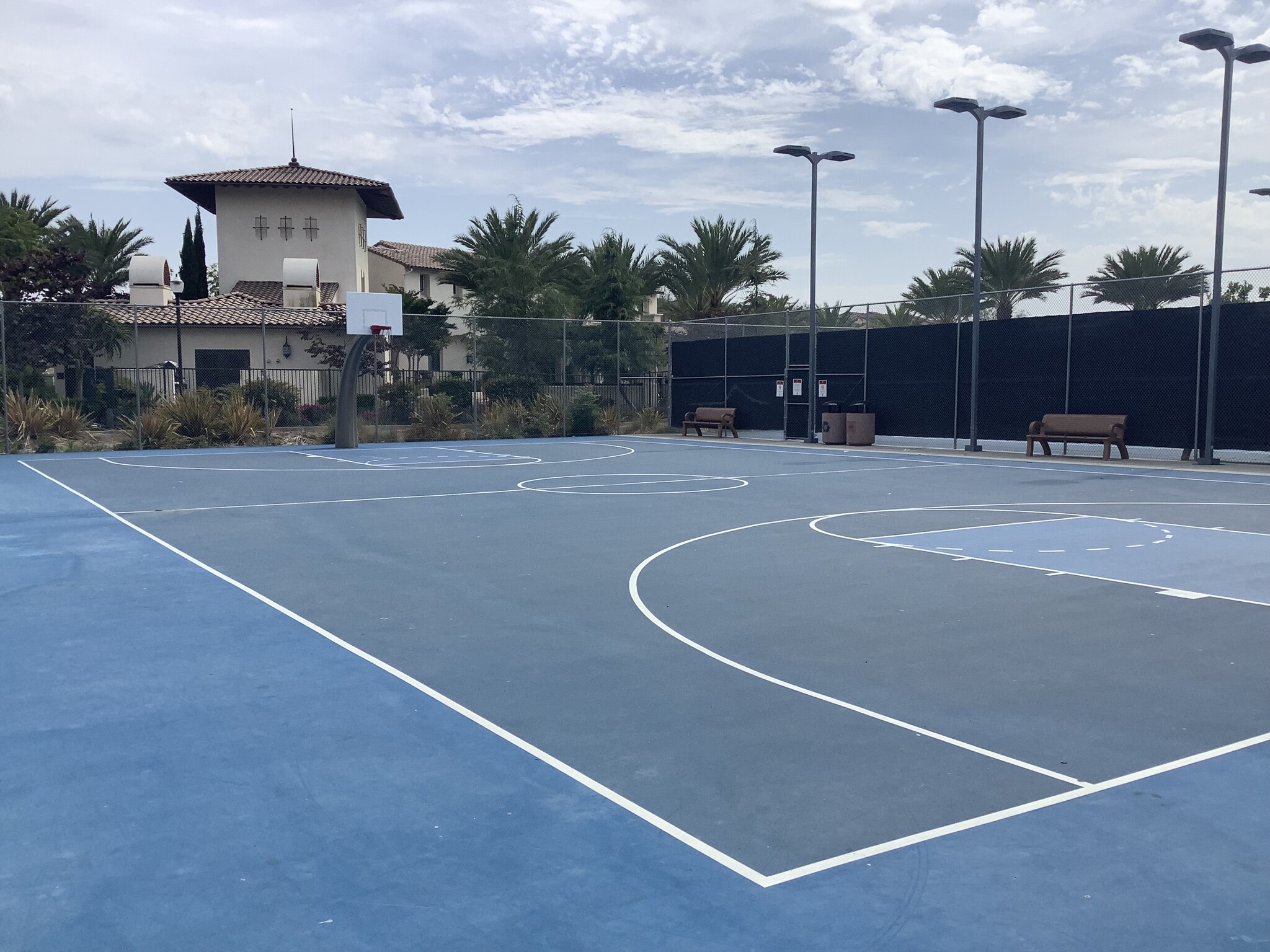 Tennis Courts - 1407 Pershing Rd