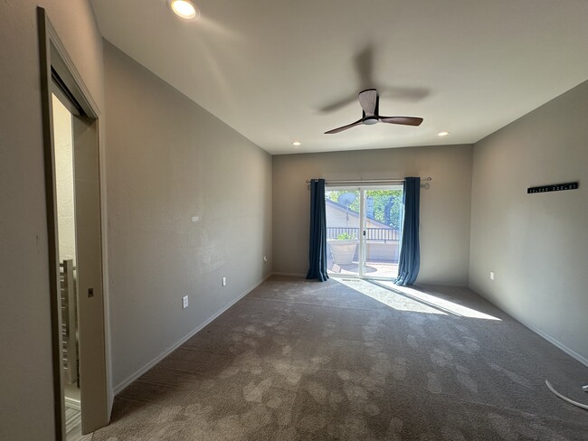 Building Photo - 3226 Chandler Egan Dr