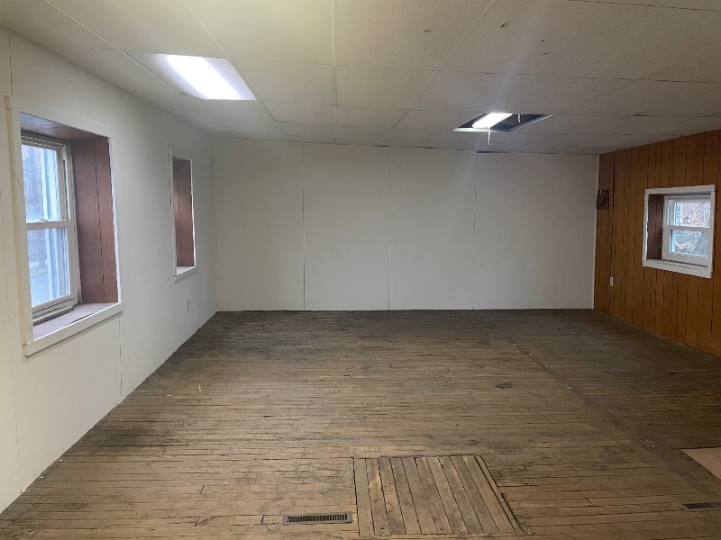 Building Photo - 227 E Pomfret St