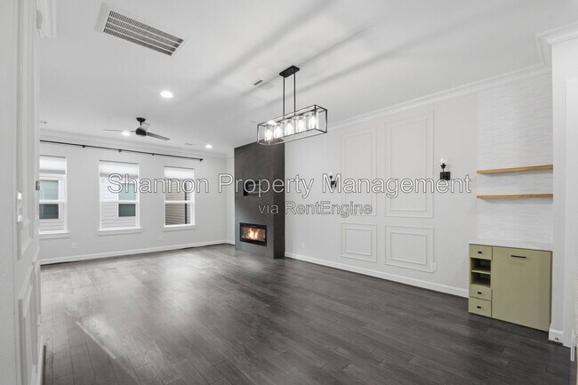 Building Photo - 849 Fisher St