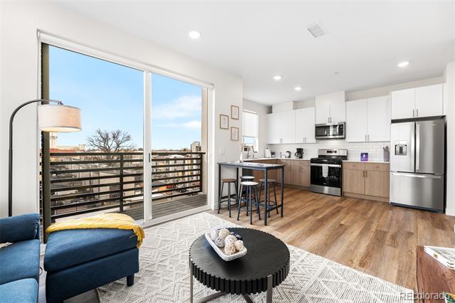 Building Photo - 2876 W 53rd Ave