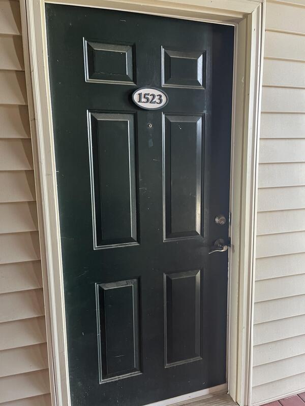 Primary Photo - 1523 Harts Ridge Drive - 1