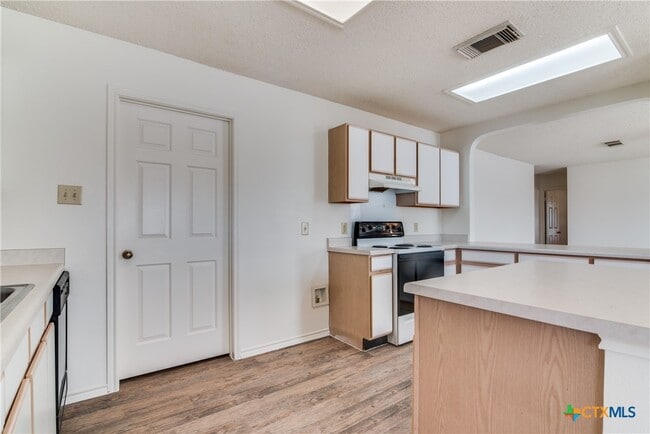 Building Photo - 1078 Stone Trail