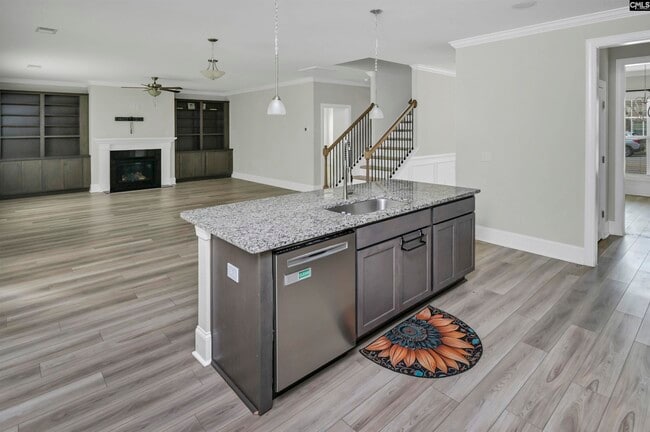 Building Photo - 825 Hidden Point Dr