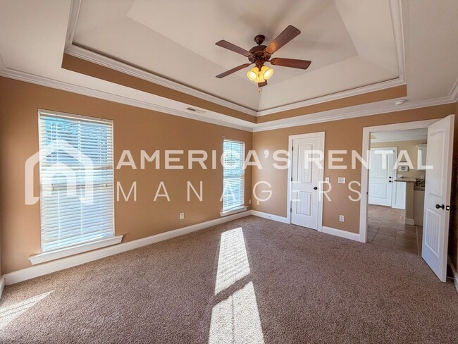 Building Photo - Calera One-Level Living with Spacious Layout