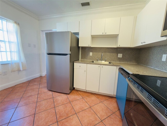 Building Photo - 3172 McDonald St