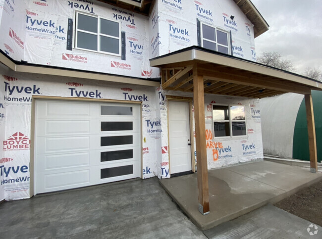 Building Photo - 2400 Harve Ave