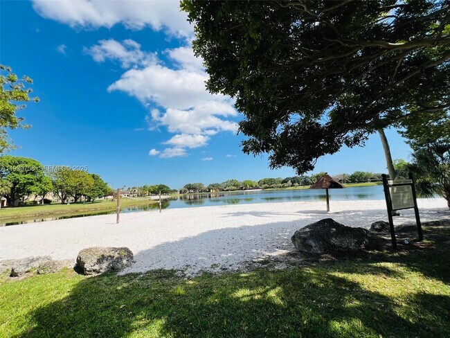 Building Photo - 10670 SW 156th Pl