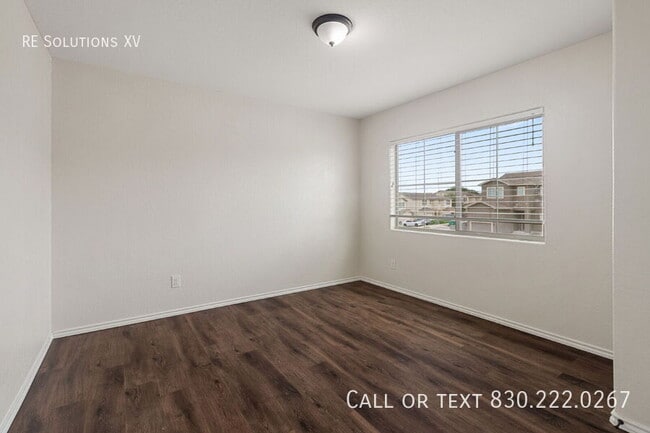 Building Photo - 8709 Azul Sky Ct