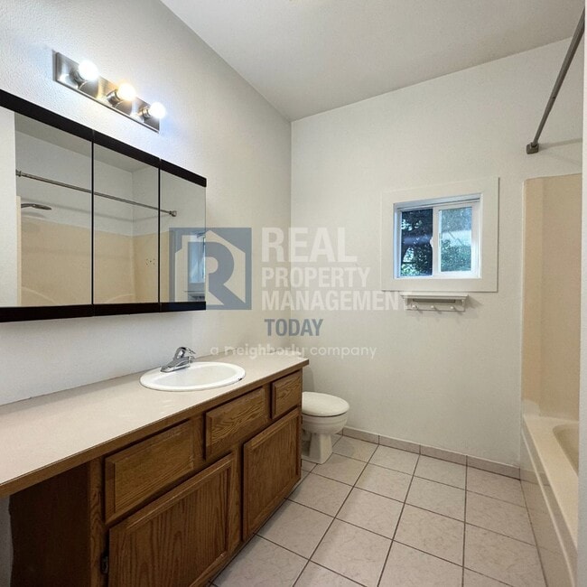 Building Photo - 20508 La Rita Dr E
