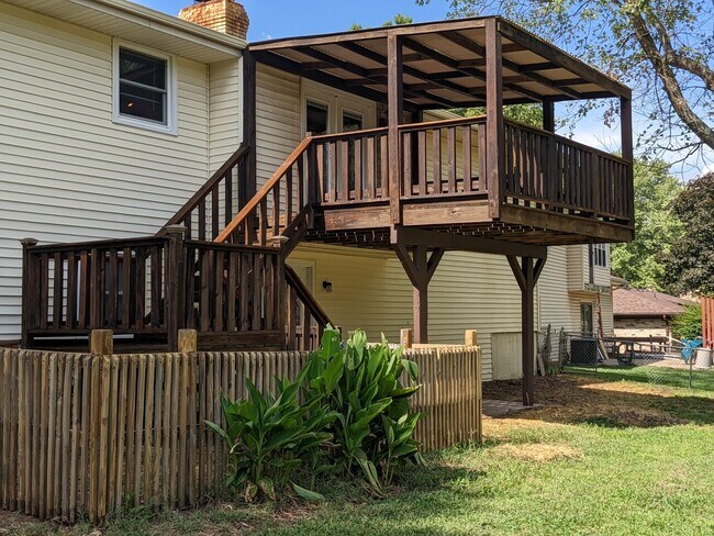 Building Photo - 3630 N Aspen Cir