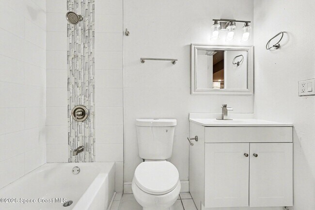 Building Photo - 1515 Huntington Ln