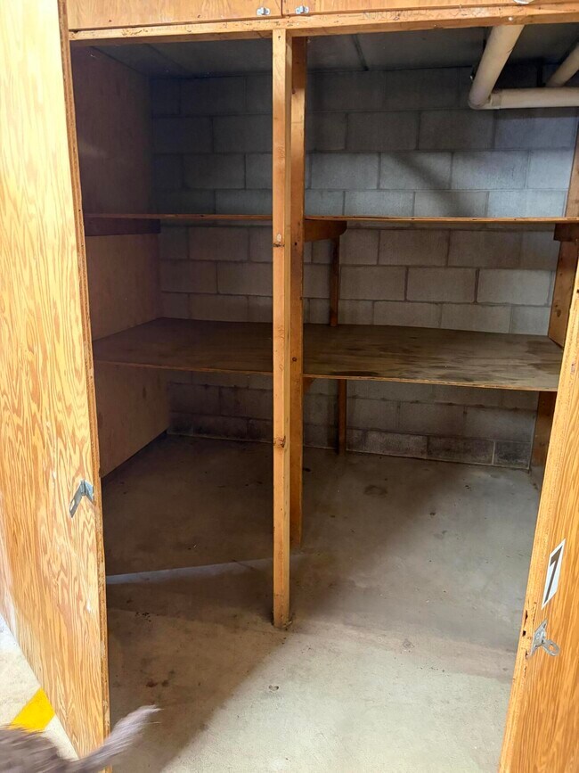 Building Photo - 139 Heidel Rd