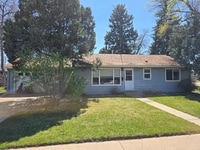 Building Photo - 1325 Crestmore Pl