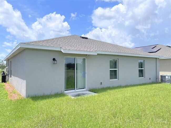 Building Photo - 5421 Preserve Blvd