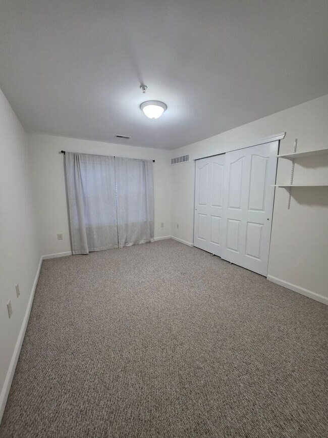 Building Photo - Waters Edge Condos