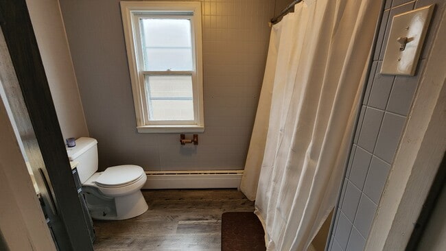 Building Photo - 2338 Elmwood Ave