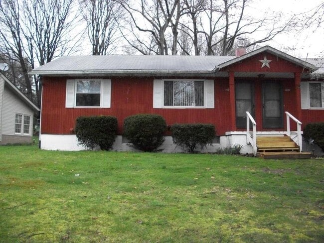 Building Photo - 1443 Mac Dr