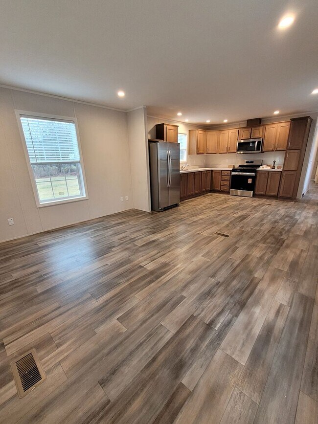 Building Photo - New 2 Bedroom Mobile Home-Denver