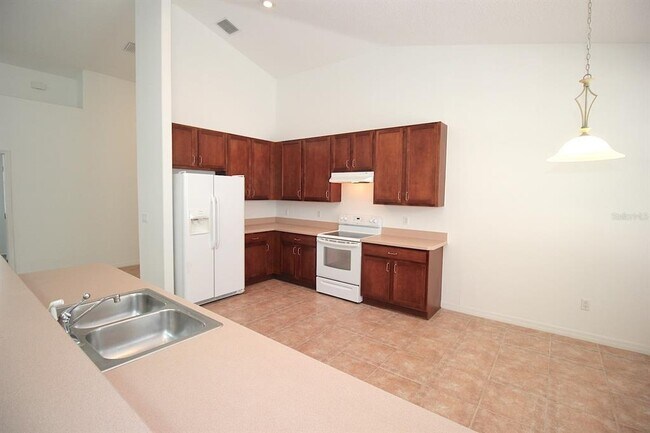 Building Photo - 84 W Waterside Pkwy