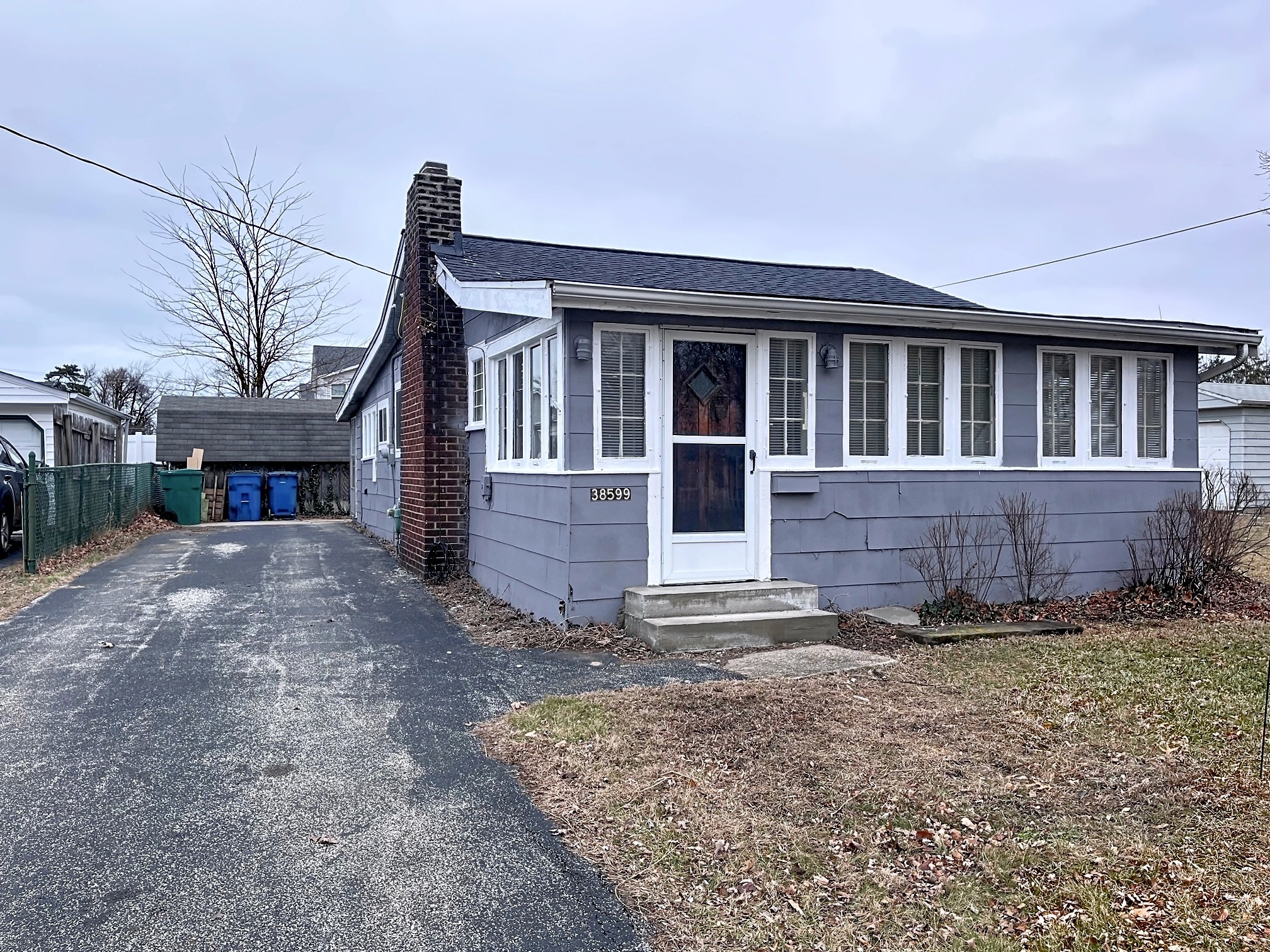 Building Photo - 38599 Plains Ct