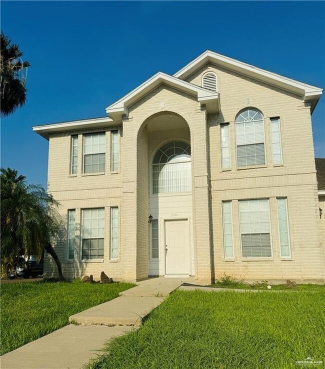 Building Photo - 3501 Santa Inez St