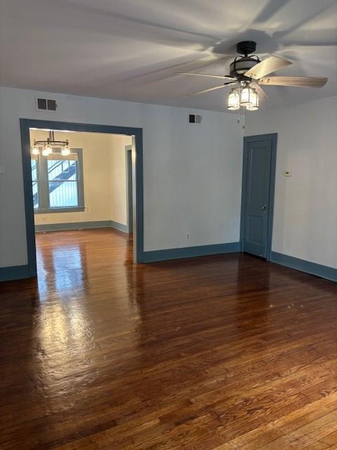 Building Photo - 1733 Albans Rd