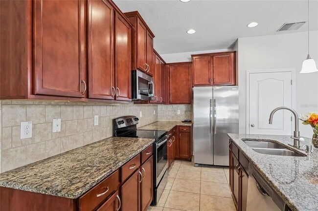 Building Photo - 12713 Lexington Ridge St