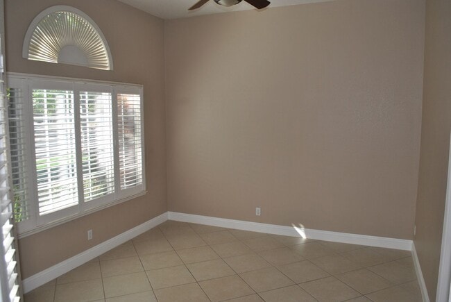 Building Photo - 4050 Tilden Dr