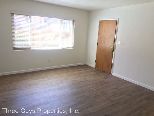 Building Photo - 3037 Macaulay St