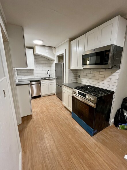 Kitchen1 - 171 Austin St