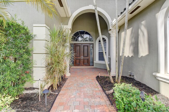 Building Photo - 6711 Royal Orchid Cir