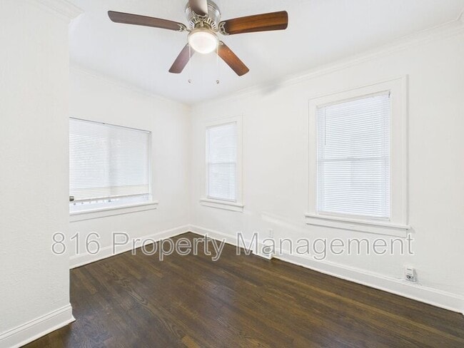 Building Photo - 5341 Brooklyn Ave