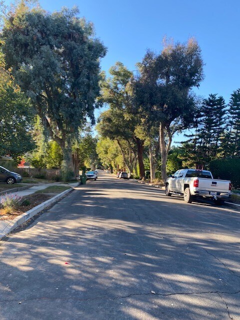 street view - 21206 De La Osa St