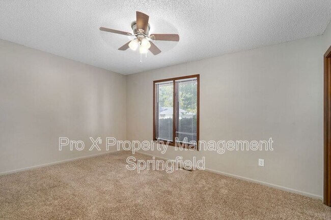 Building Photo - 5519 S Dollison Ave