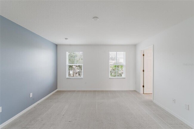 Building Photo - 851 Las Fuentes Dr