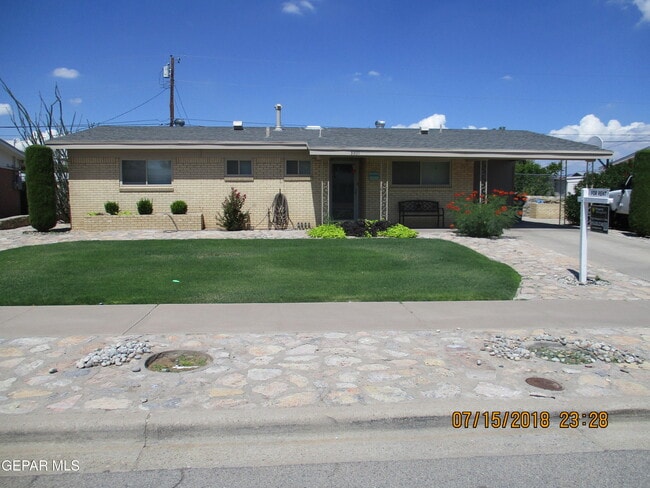 Building Photo - 3301 Greenock St