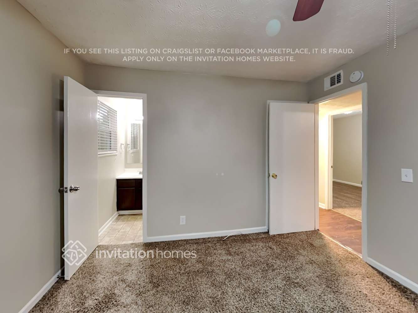 Building Photo - 940 Woodbridge Dr NE