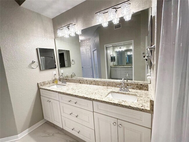 Building Photo - 1326 Emerald Dunes Dr