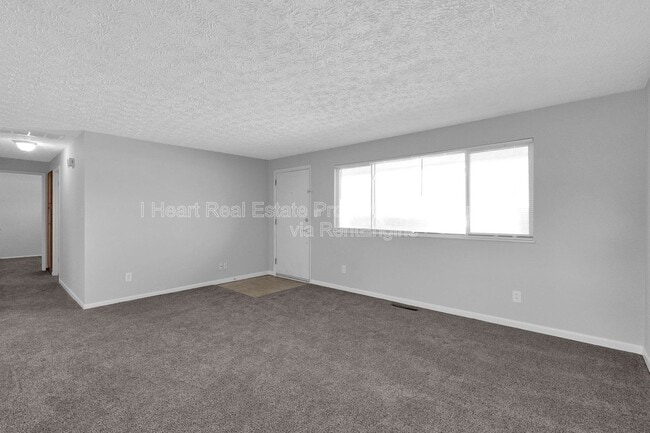 Building Photo - 1386 Rosehill Rd